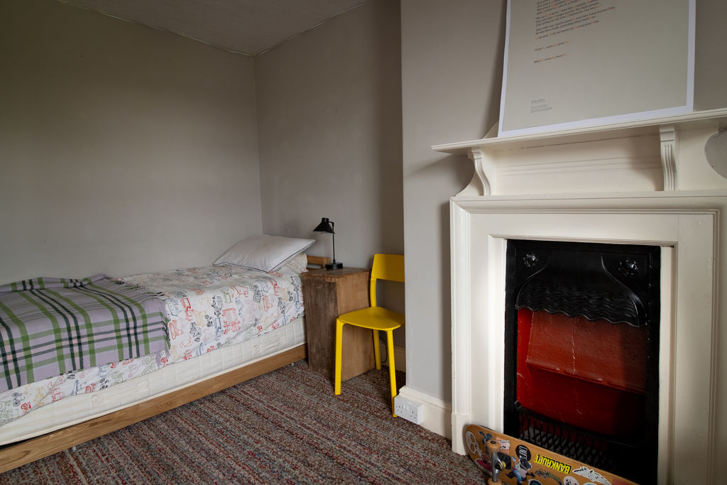 Bedroom- click for photo gallery